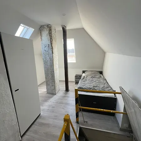 Fuer Montuere Studenten Reisende *